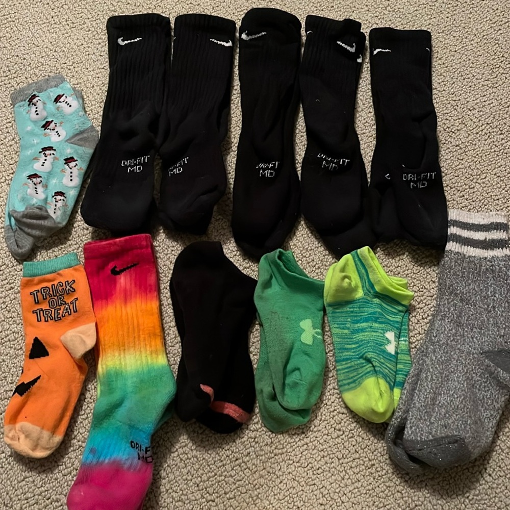 12 pair kids socks